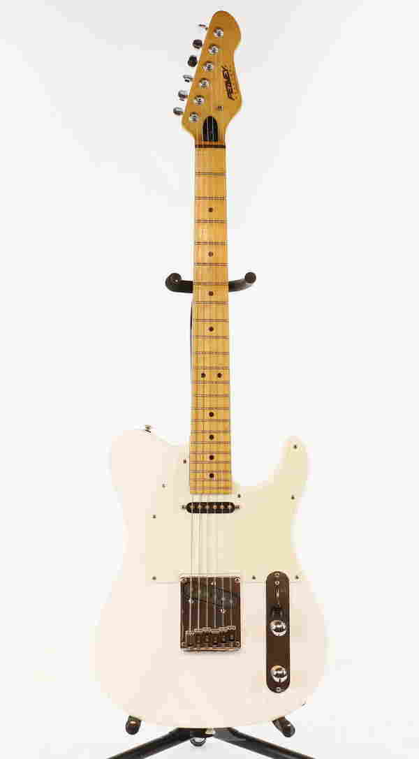 Peavey Reactor Electric Guitar Nov 11, 2021 Alderfer Auction in PA