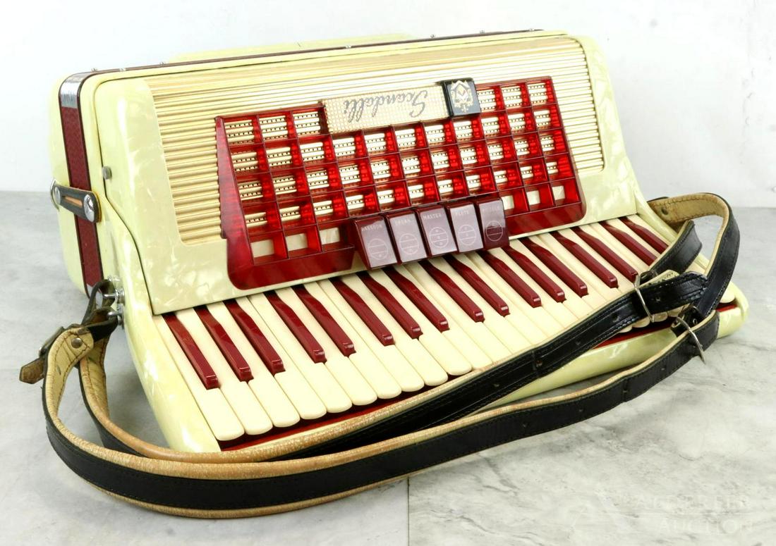 Scandalli Accordion (1 of 10)