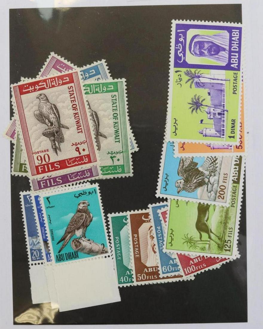 Worldwide Stamps Abu Dhabi, Kuwait Bird Topicals (1 of 1)