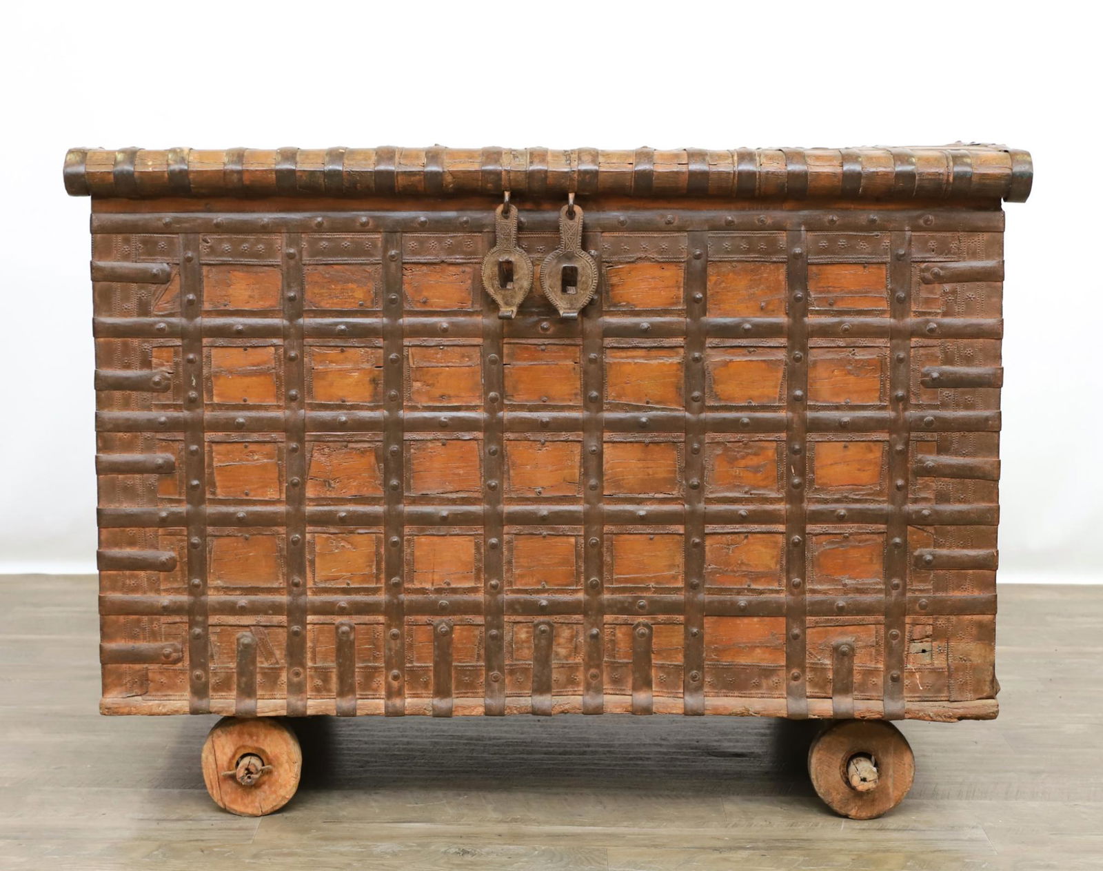 Iron Bound Oak Travel Trunk (1 of 13)