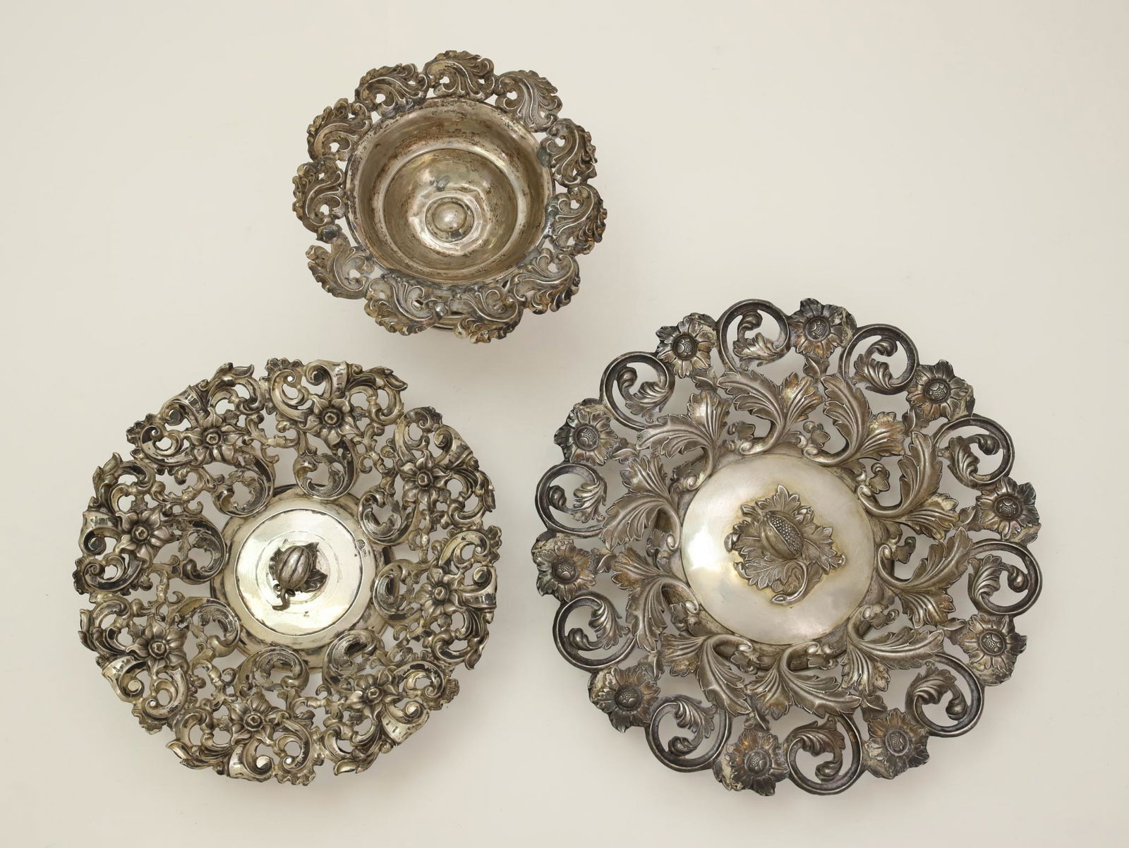 Austrian Empire 812 Silver Centerpieces (1 of 20)