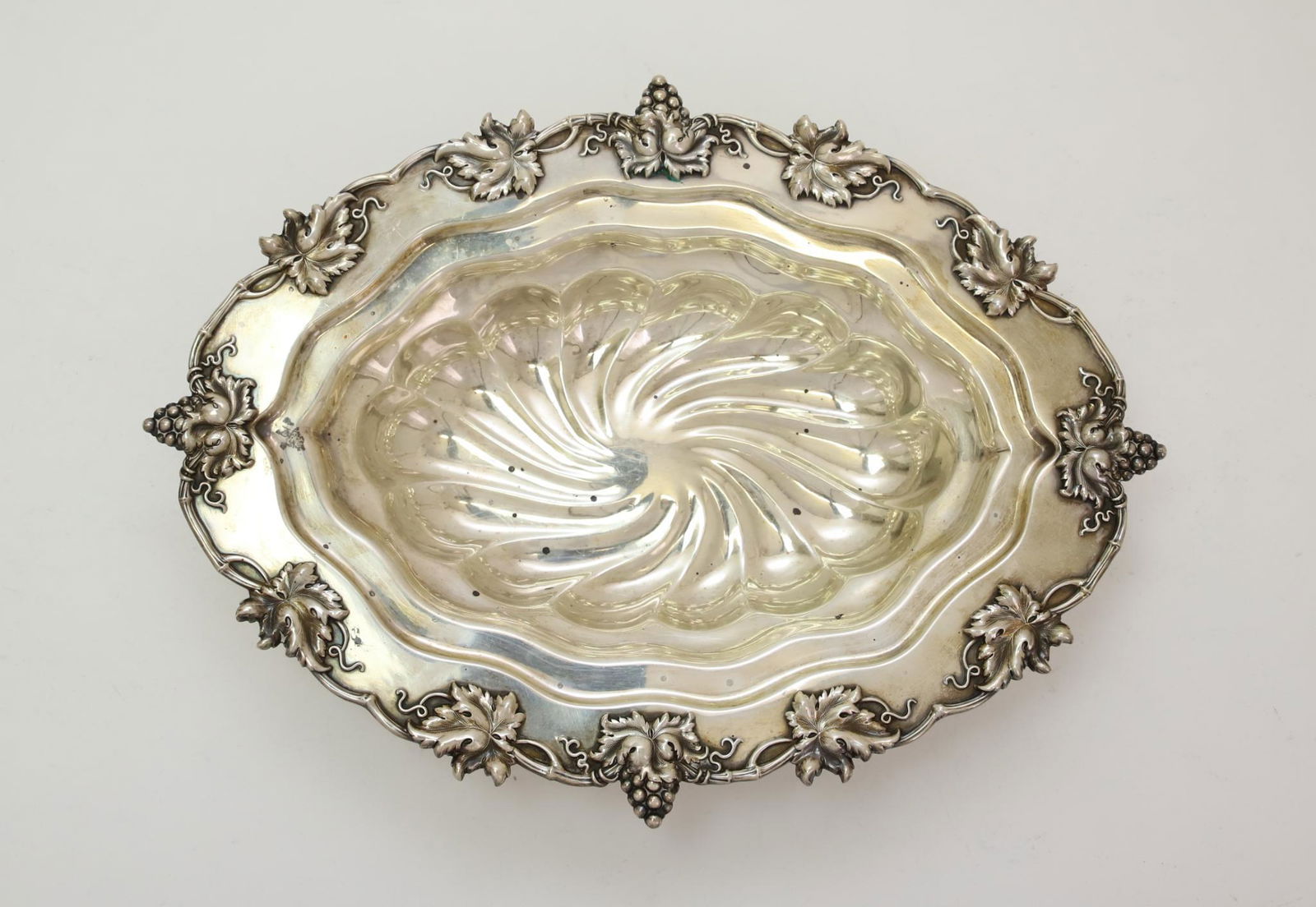 Durgin Sterling Silver Fruit Bowl (1 of 6)