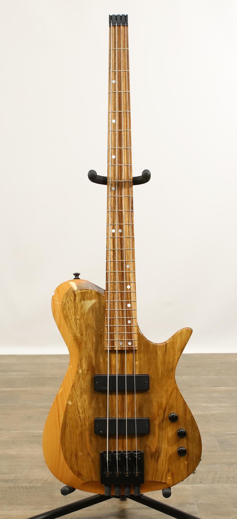 Kiesel Headless Bass Guitar (1 of 10)