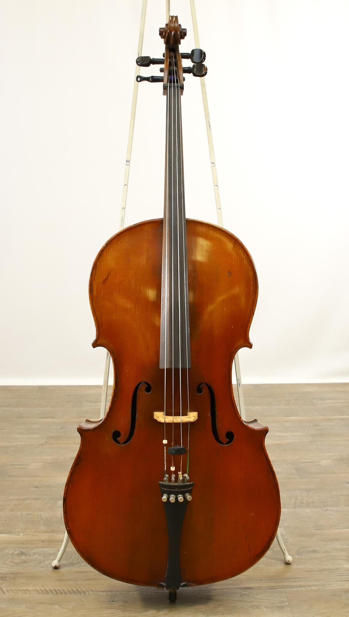 4/4 Cello (1 of 13)