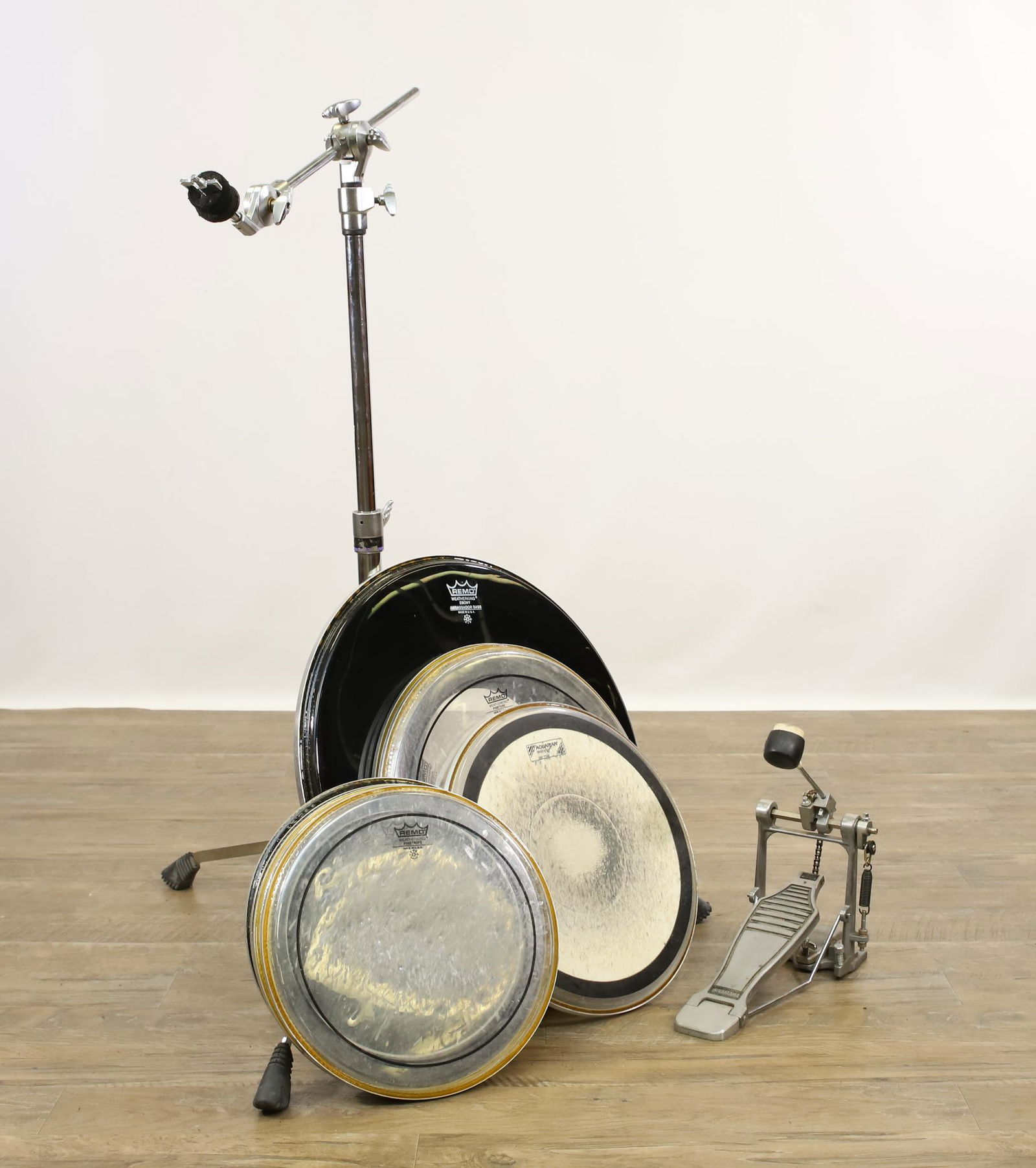 Yamaha Symbol Stand and Pedal (1 of 14)