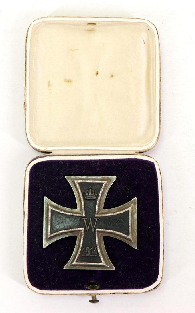 Cased German World War I Iron Cross 1st Class (1 of 4)