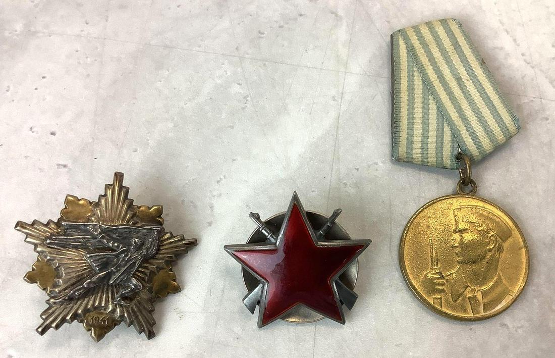 Yugoslavian World War II Orders and Medals (1 of 10)
