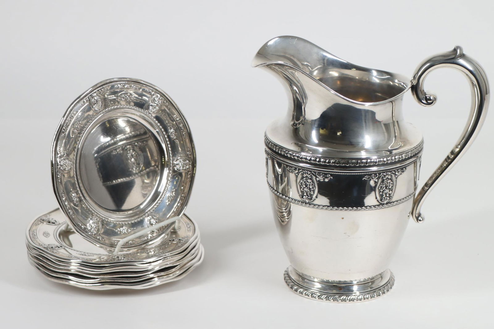 Wallace "Rose-Point" Sterling Silver Tablewares (1 of 6)