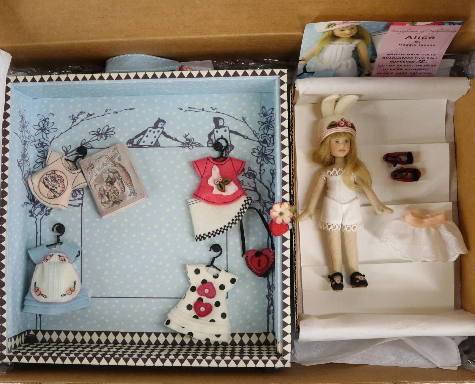 LOT OF MAGGIE IACONO. (1 of 11)