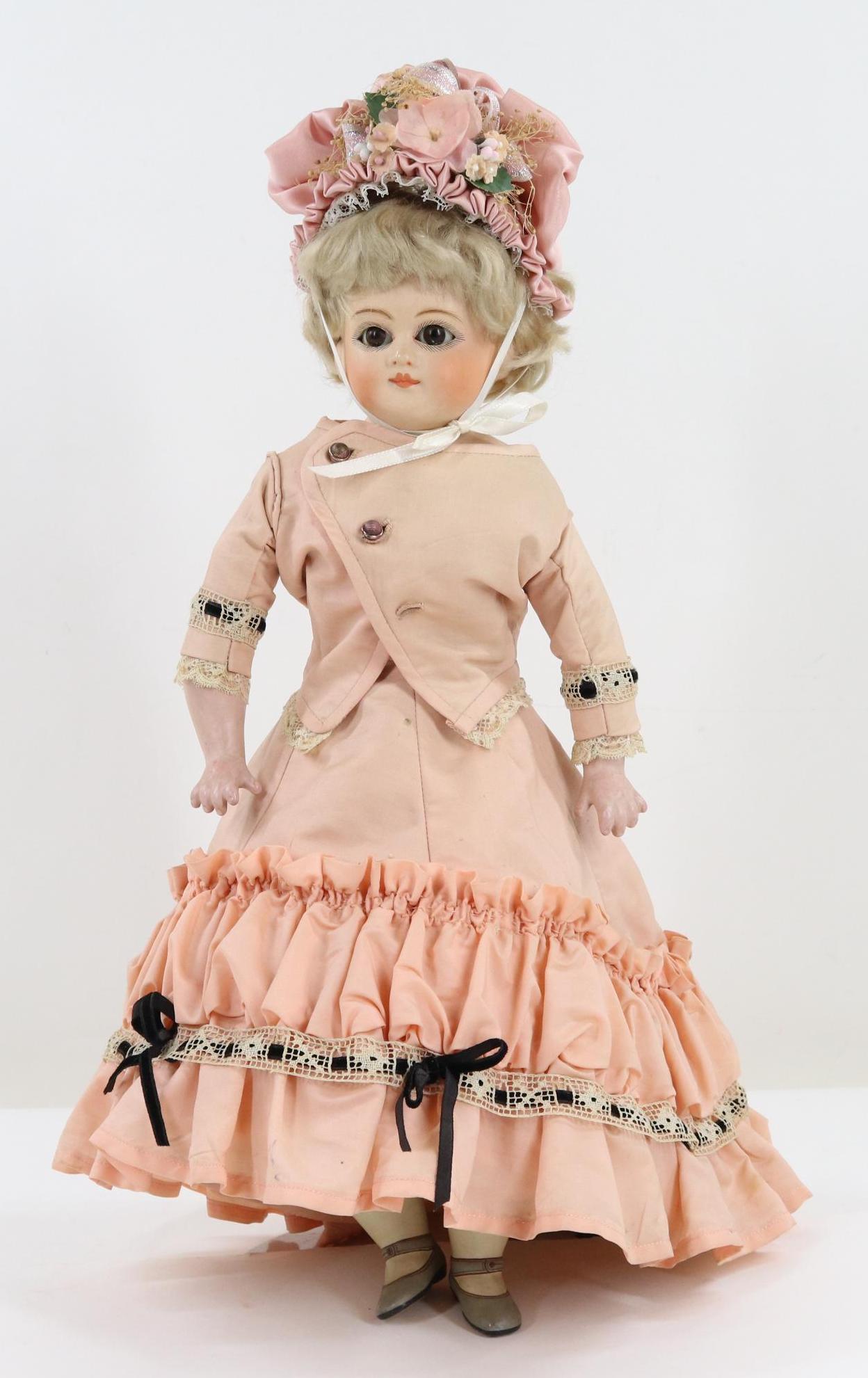 LOT OF PAPIER MACHE/WAX. (1 of 8)