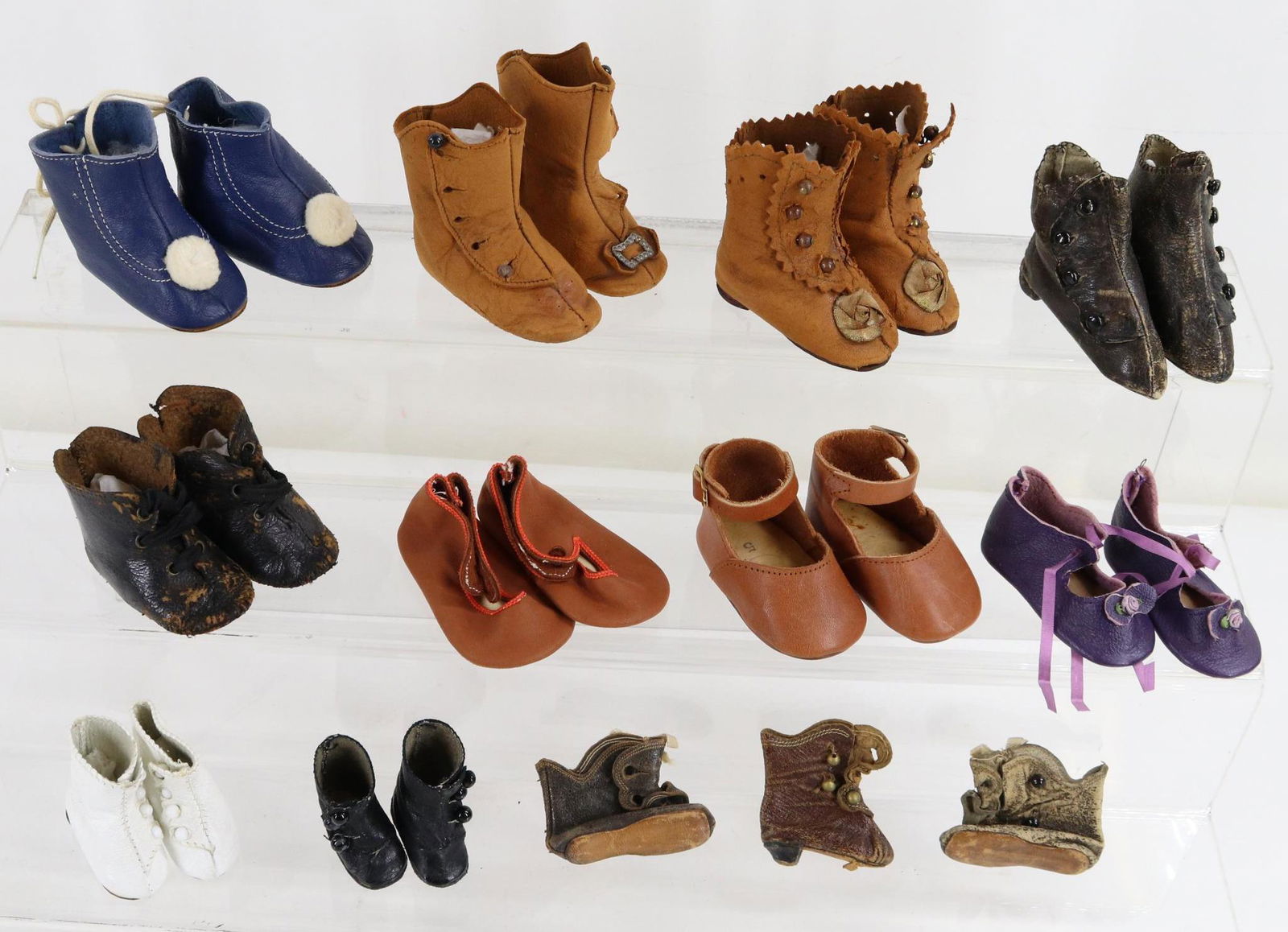 LOT OF ANTIQUE/VINTAGE ACCESSORIES. (1 of 7)