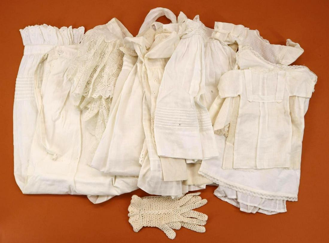 LOT OF ANTIQUE/VINTAGE CLOTHING. (1 of 5)