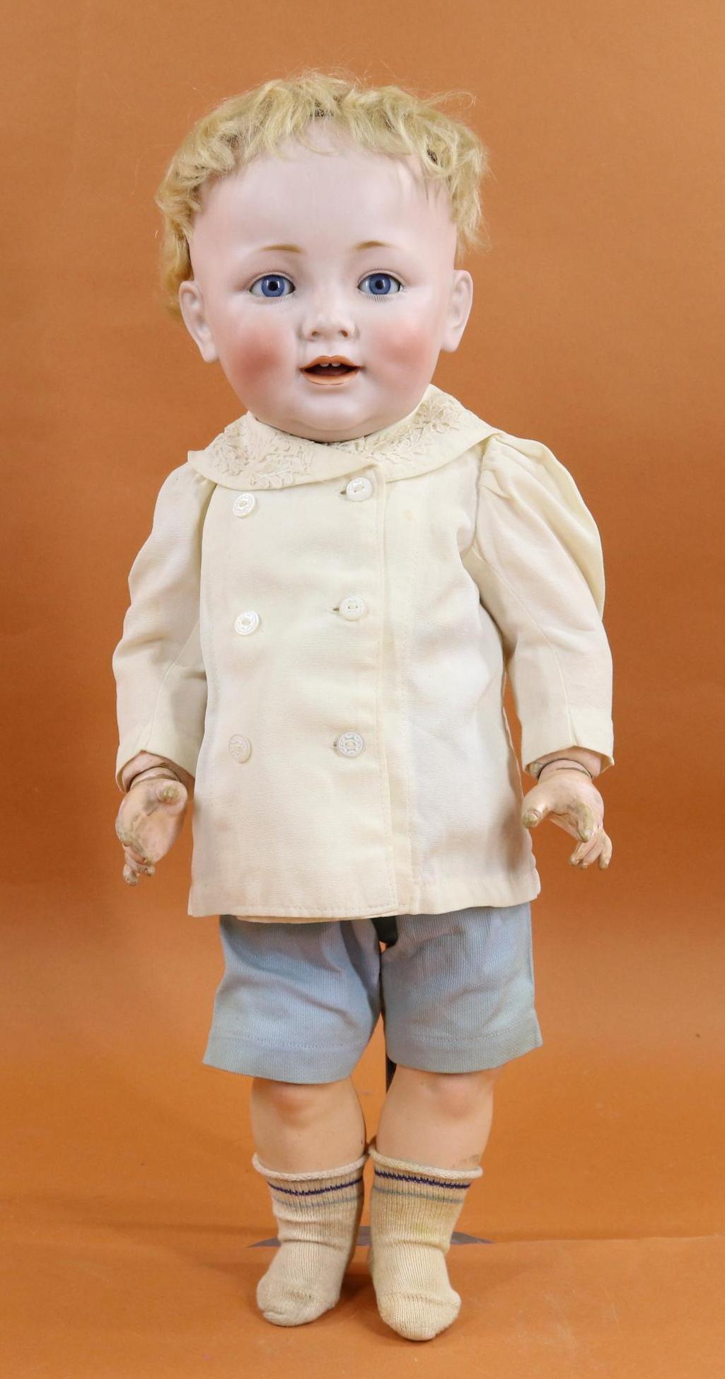 ANTIQUE GERMAN BISQUE HEAD TODDLER DOLL. (1 of 14)