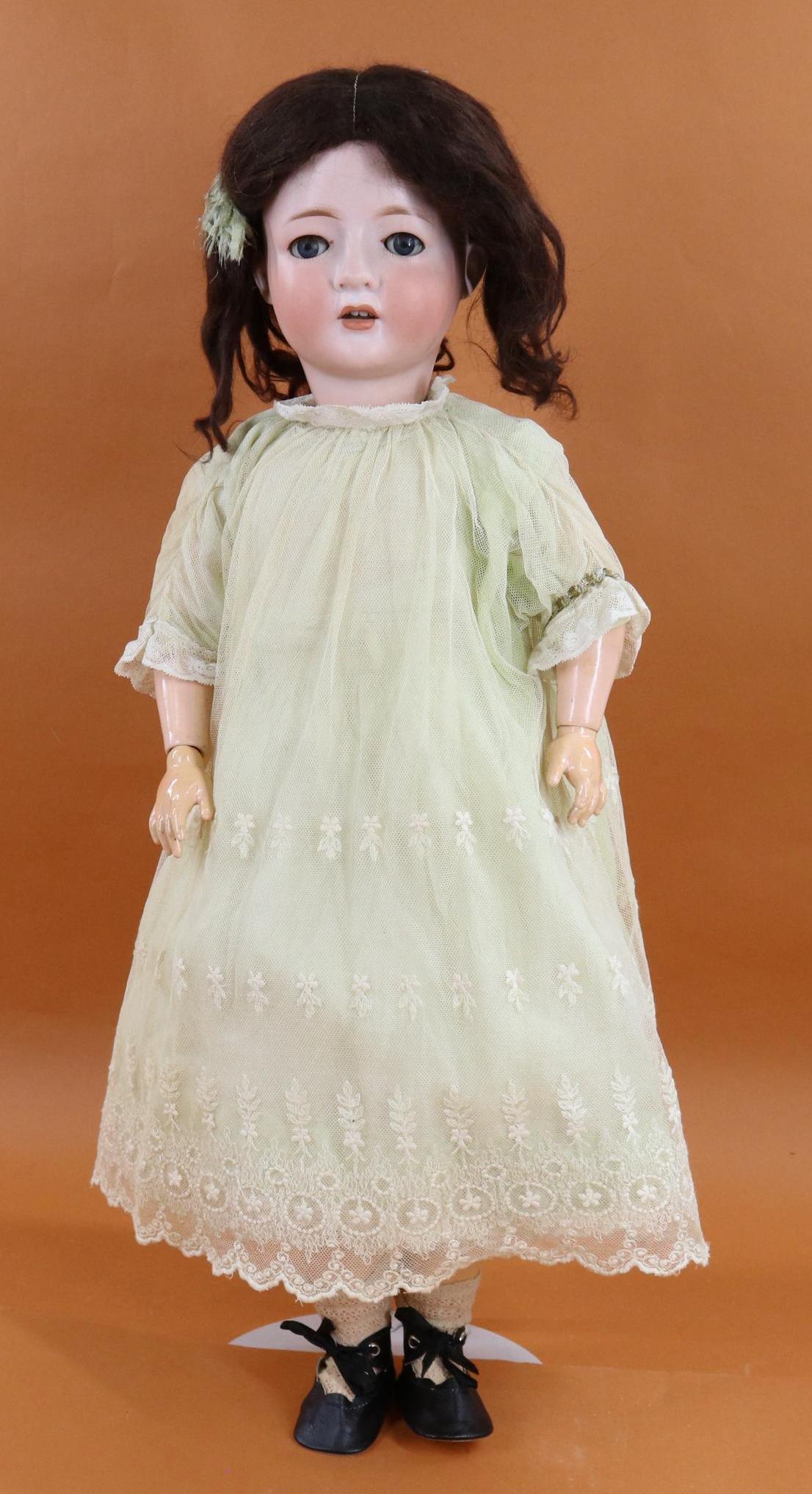 ANTIQUE GERMAN BISQUE HEAD DOLL. (1 of 8)