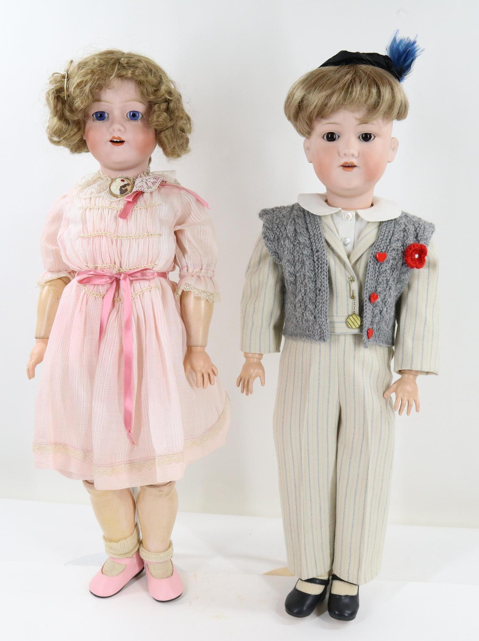 ANTIQUE BISQUE HEAD DOLLS. (1 of 18)