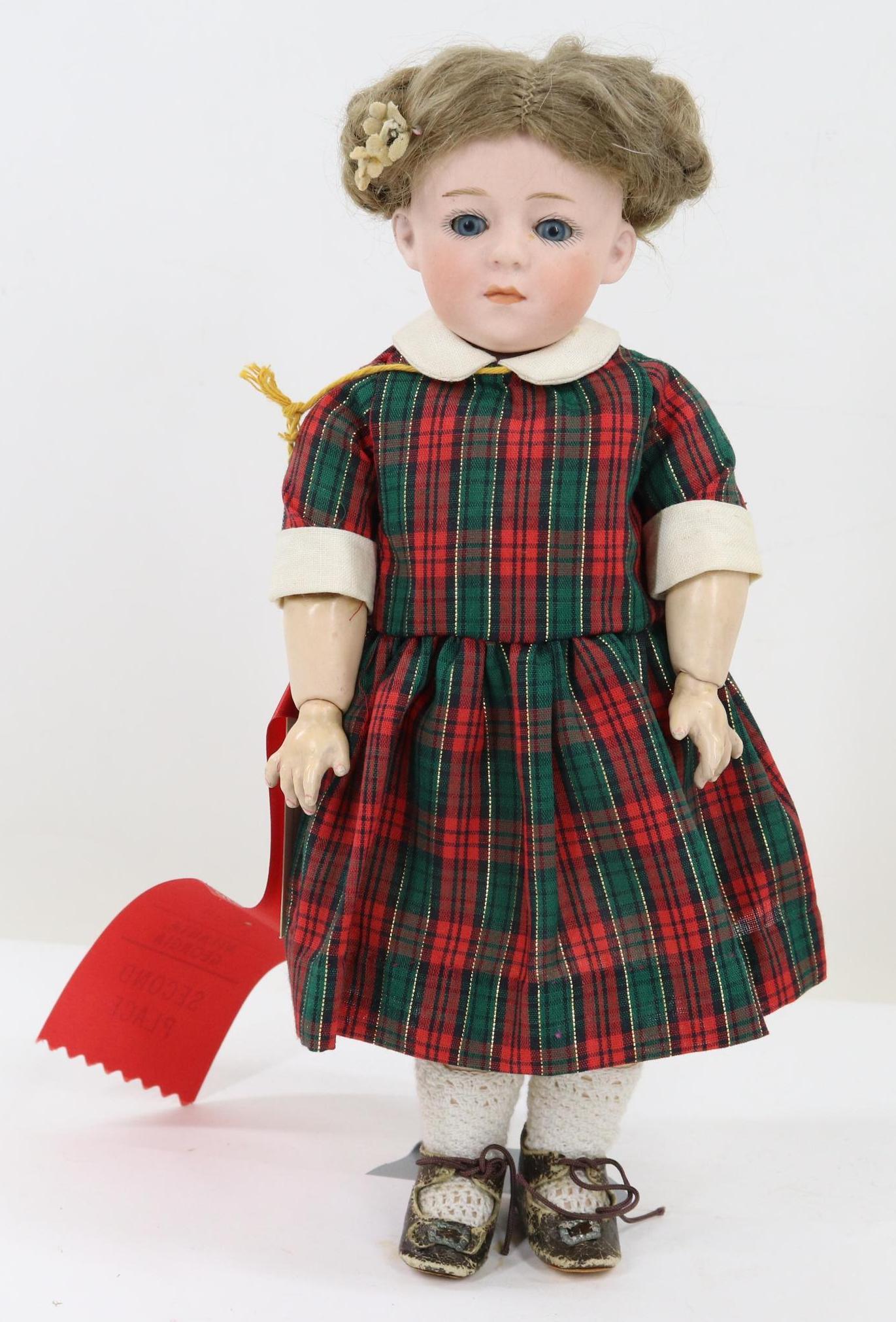 HEUBACH CHARACTER DOLL. (1 of 6)