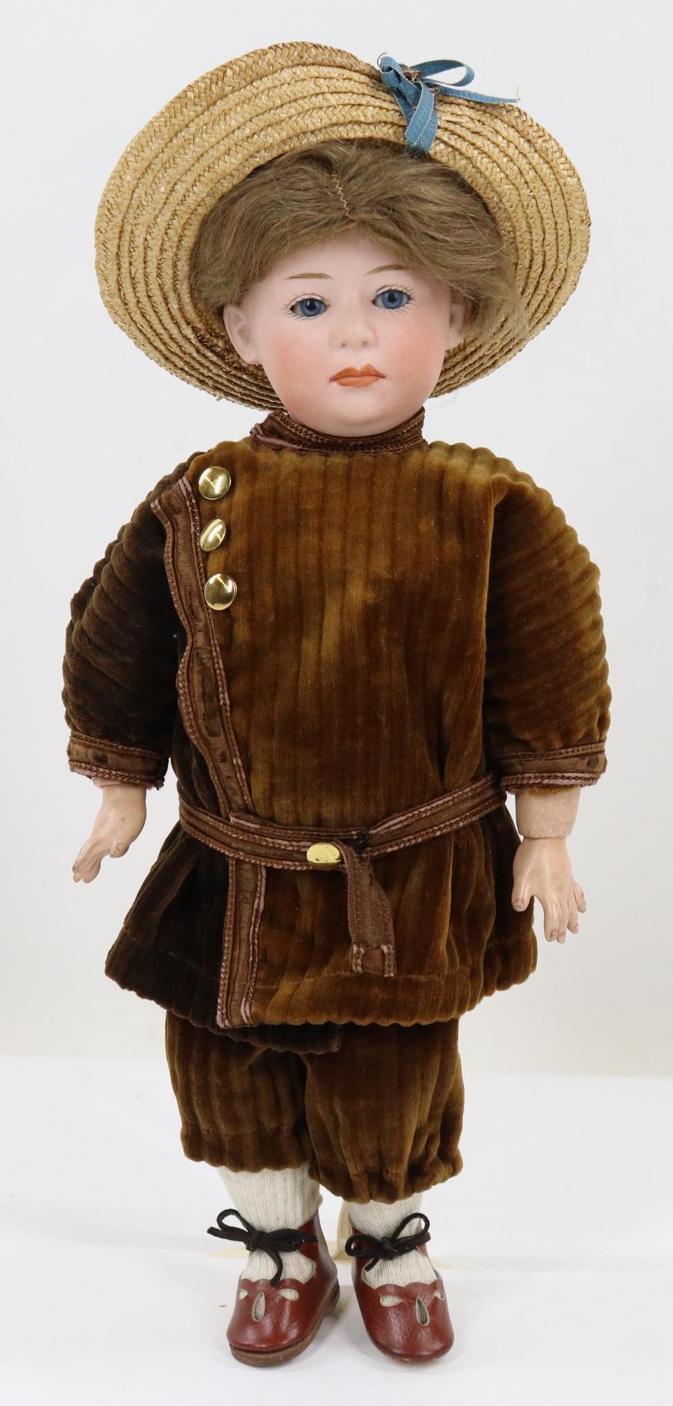 HEUBACH CHARACTER DOLL. (1 of 9)