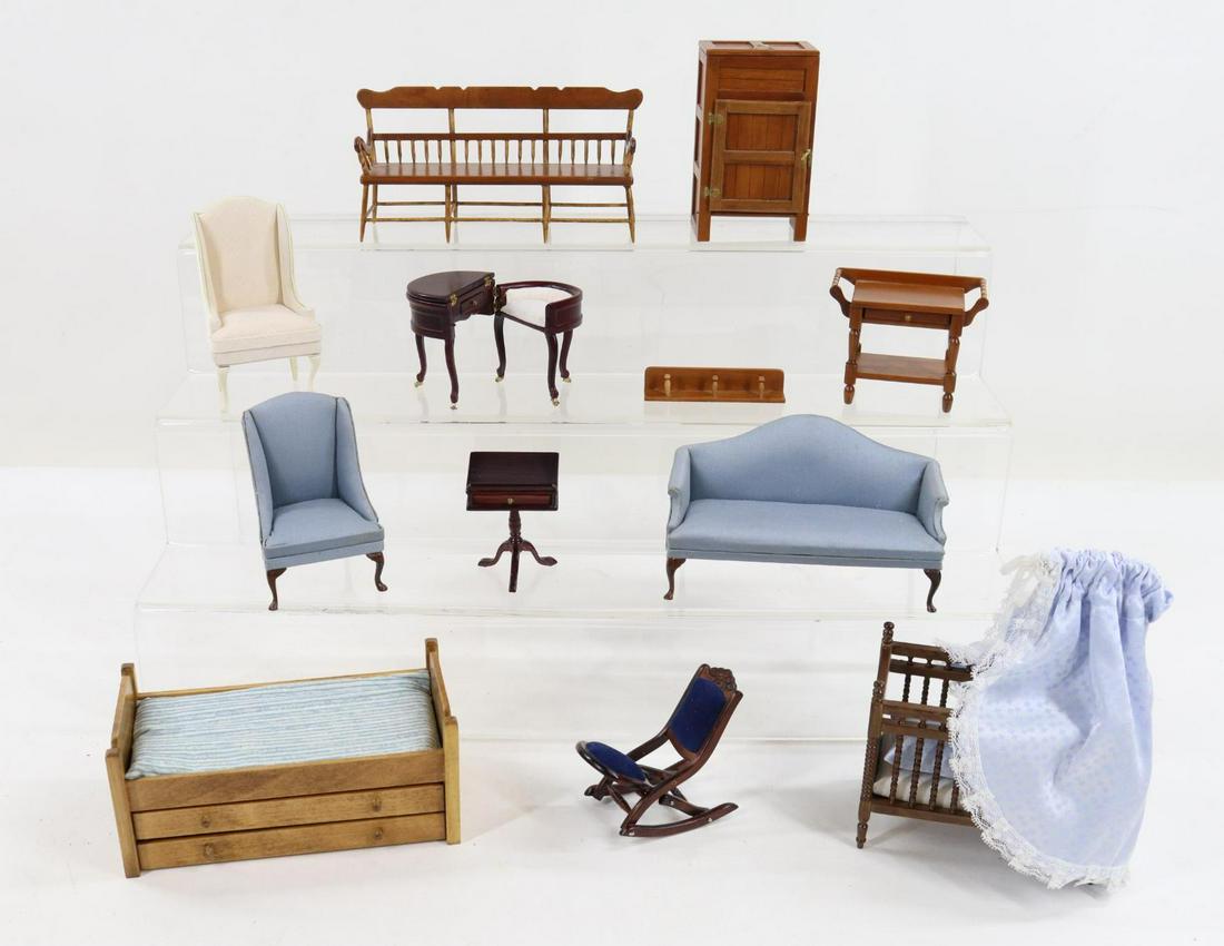 LOT OF MINIATURES/DOLLS. (1 of 15)