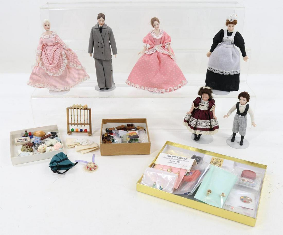 LOT OF MINIATURES/DOLLS. (1 of 10)