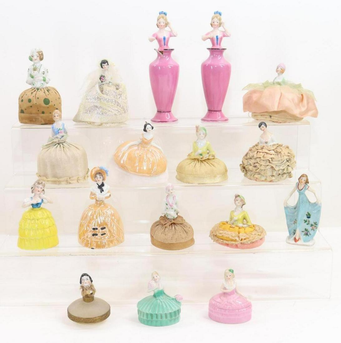 LOT OF HOLIDAY/NOVELTIES. (1 of 11)