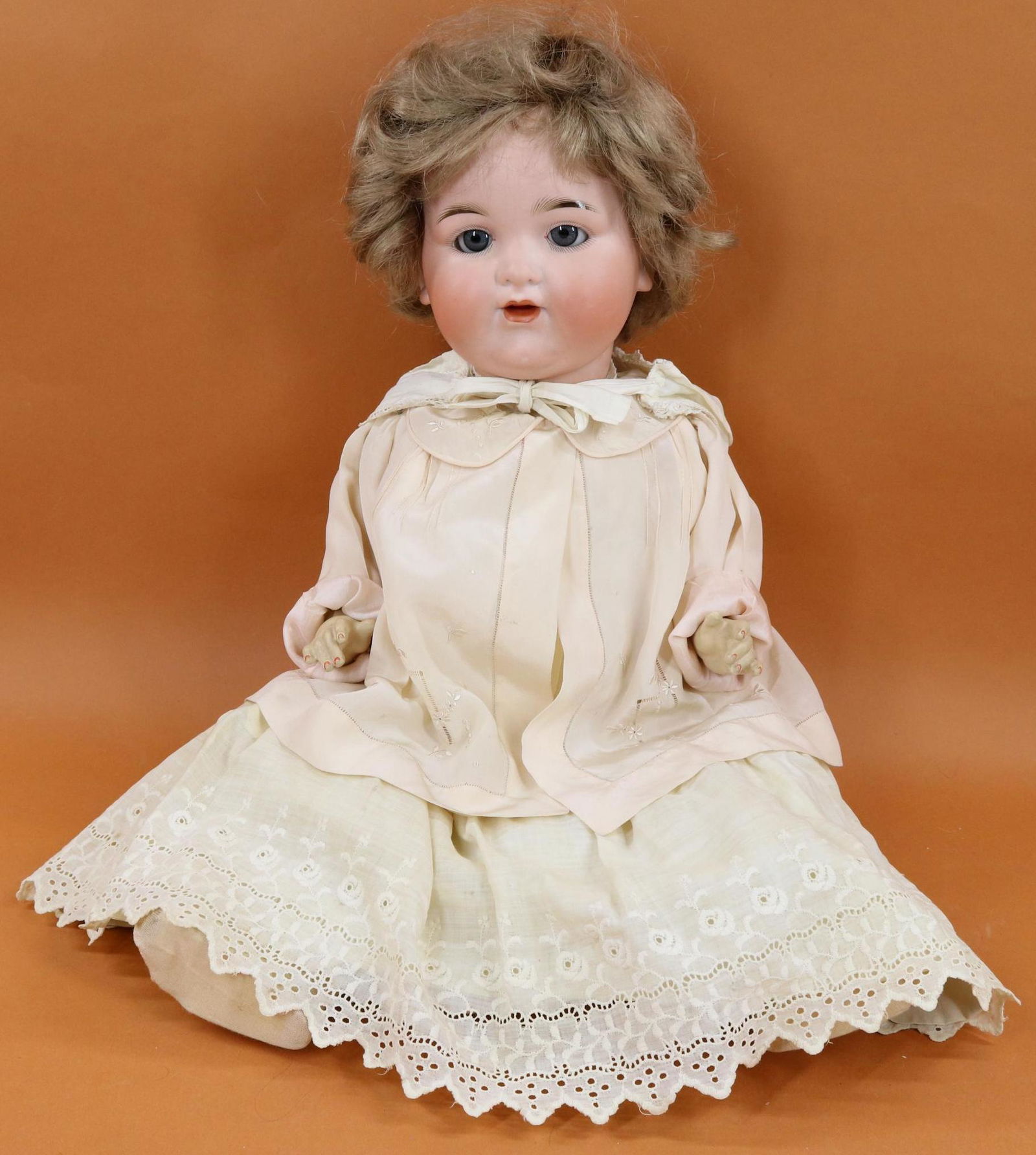 GERMAN BISQUE HEAD TODDLER. (1 of 11)