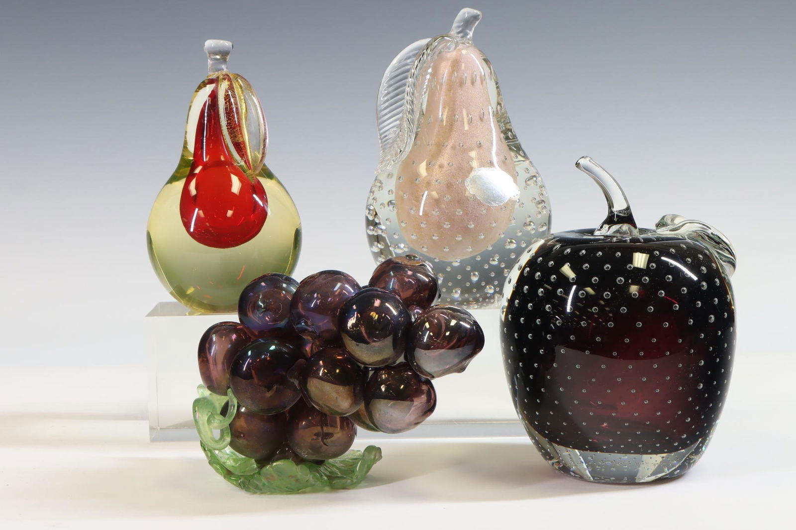 Murano Art Glass Fruit (1 of 11)