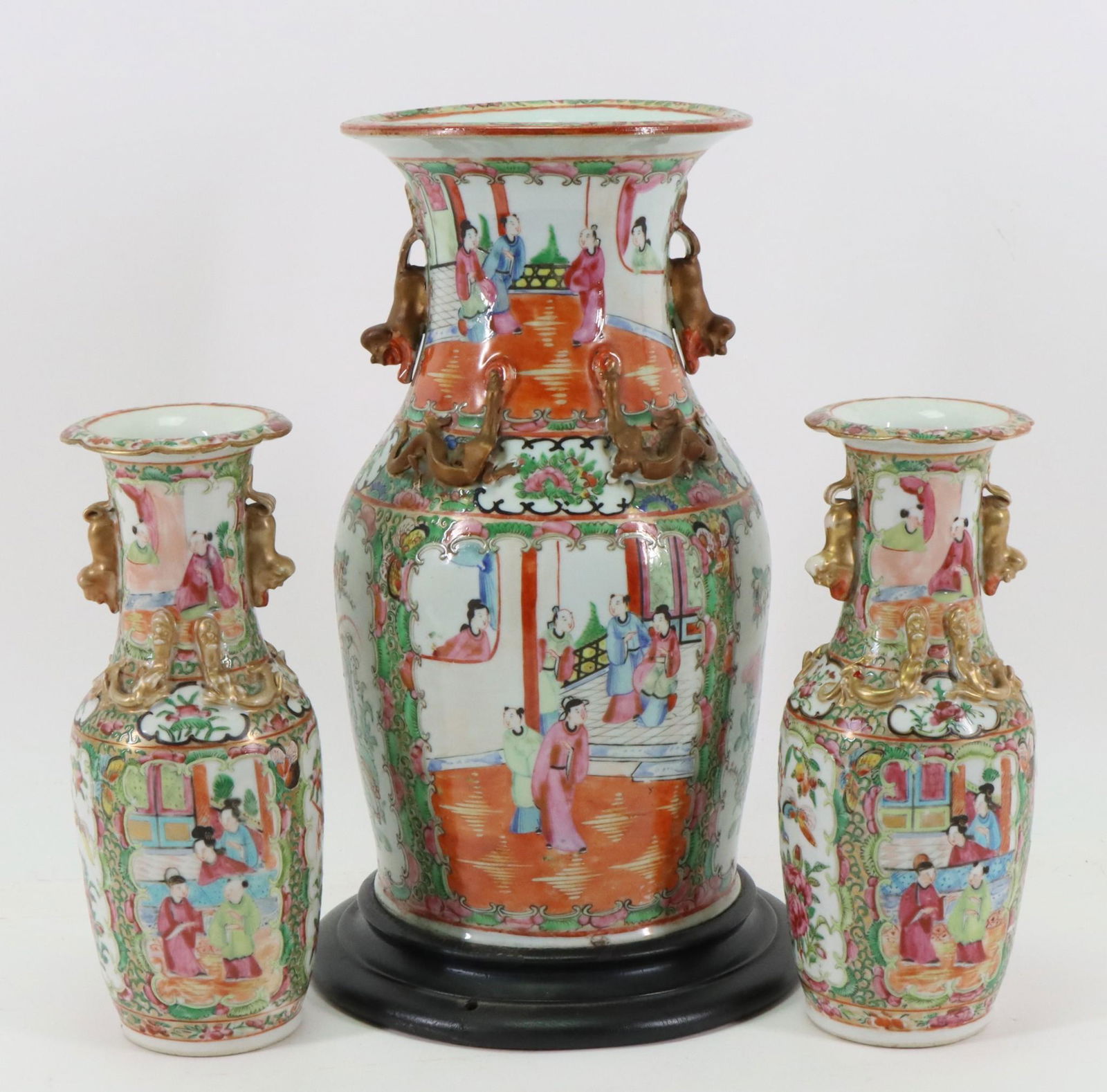Chinese Rose Mandarin Vases (1 of 12)