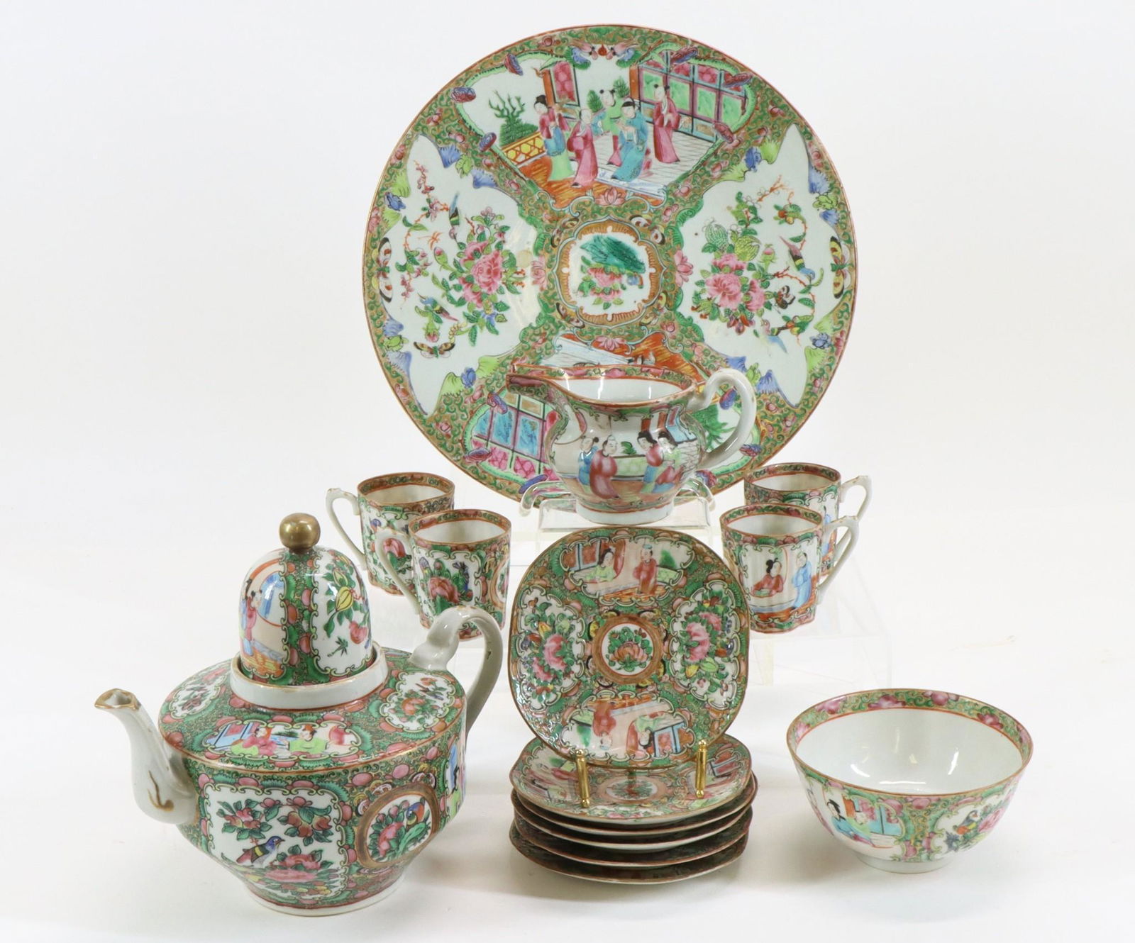 Rose Medallion Tea Service for 4 with Extras (1 of 6)