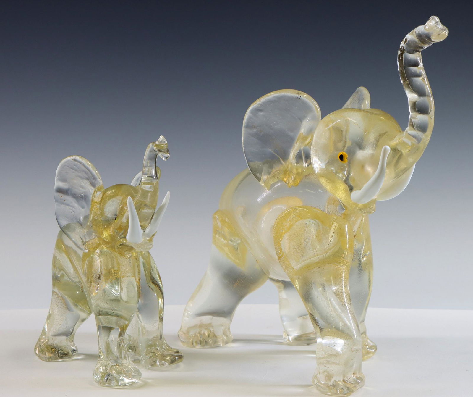 Murano Art Glass Elephants (1 of 8)