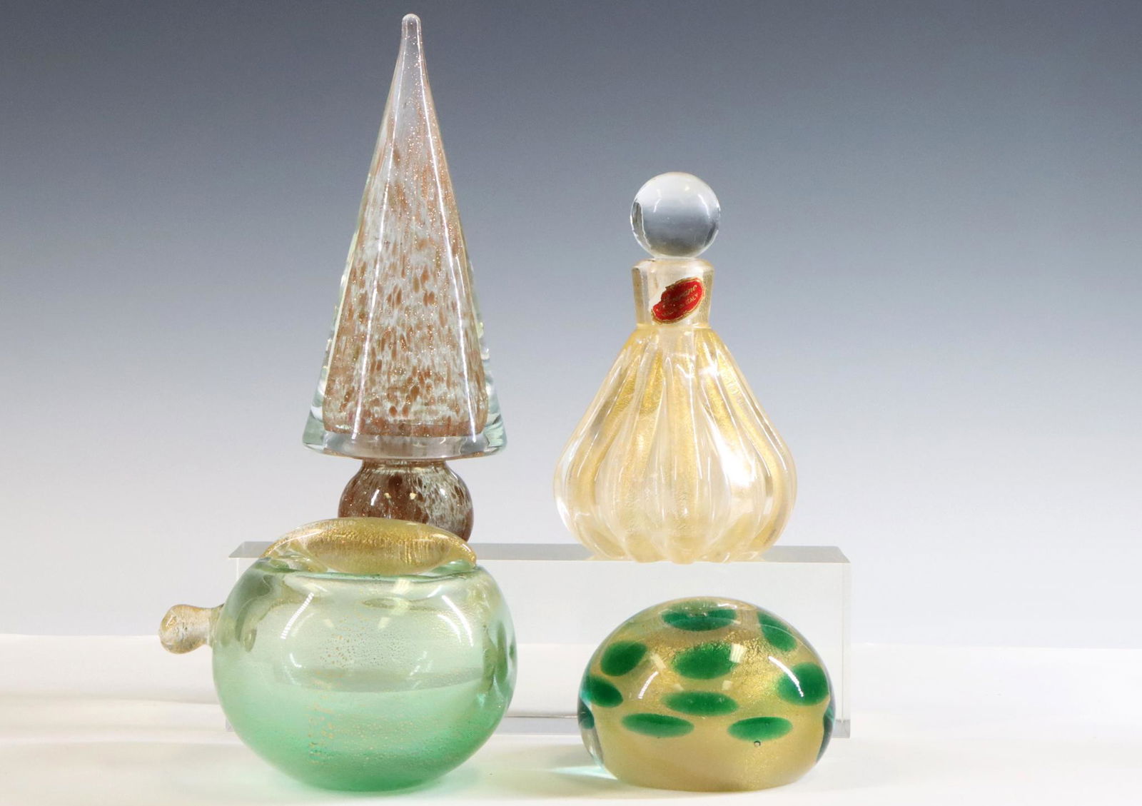 Murano Art Glass Vanity Accessories (1 of 6)