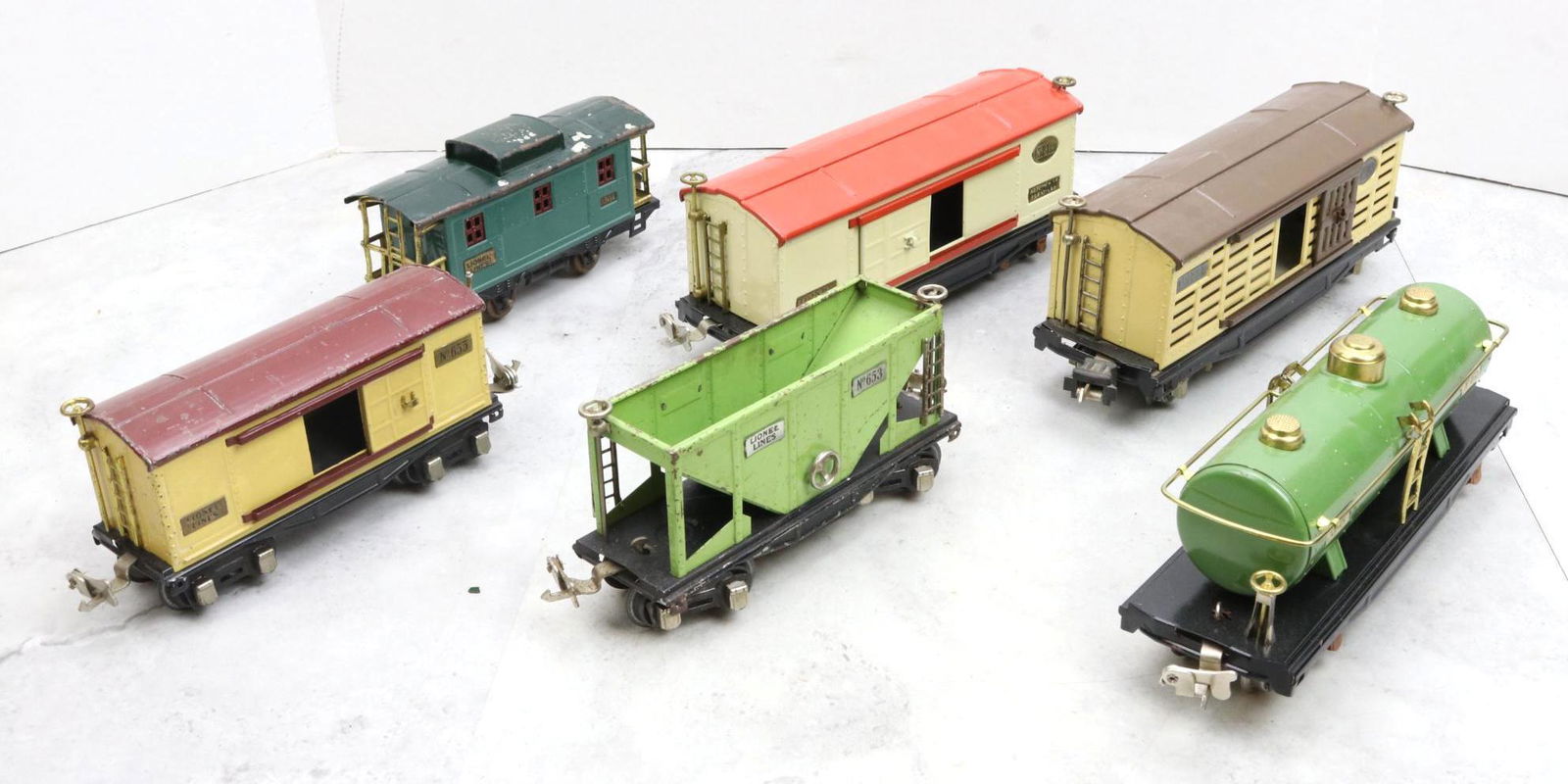 Lionel Trains Prewar Cars (1 of 4)