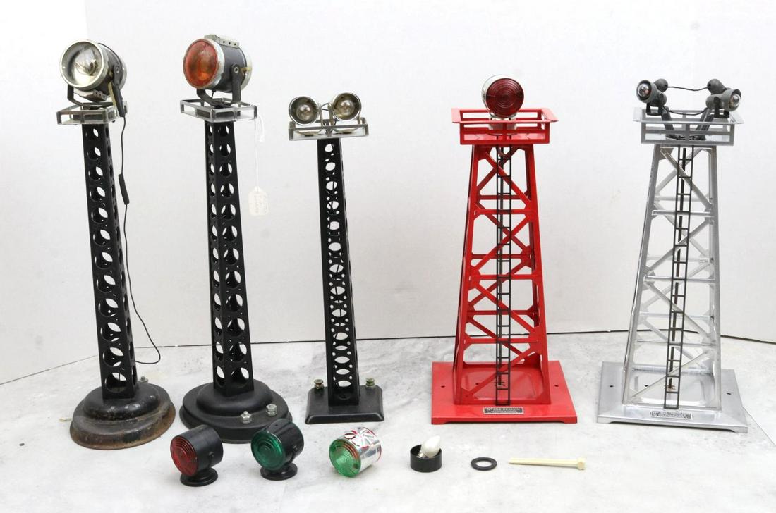 Lionel Trains and Others, Light Towers (1 of 4)