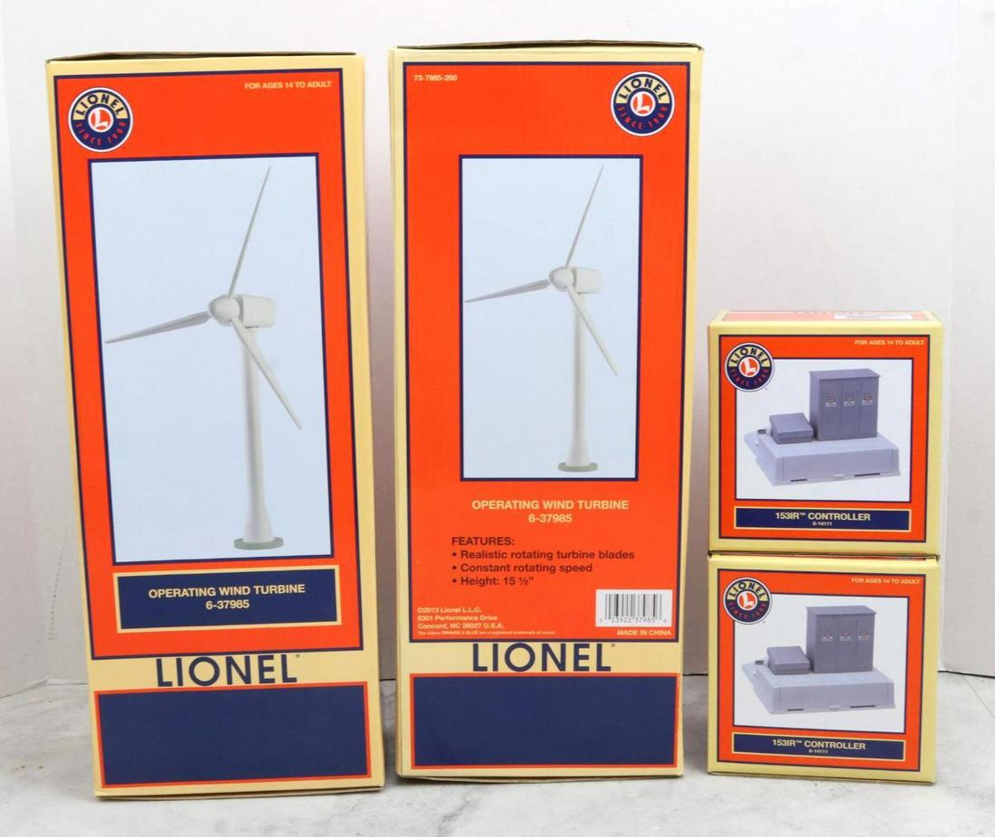 Lionel Trains Wind Turbines and Controllers (1 of 4)