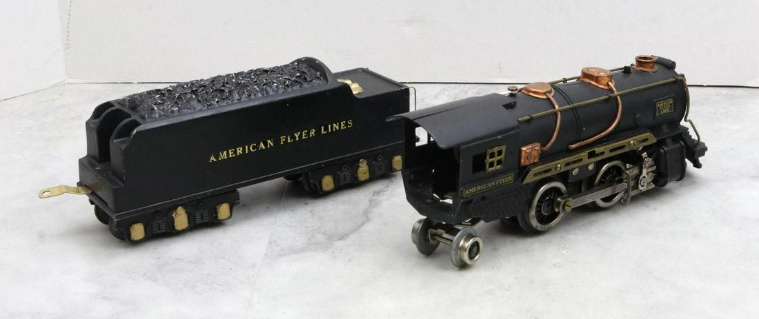 American Flyer Train Locomotive and Tender (1 of 7)