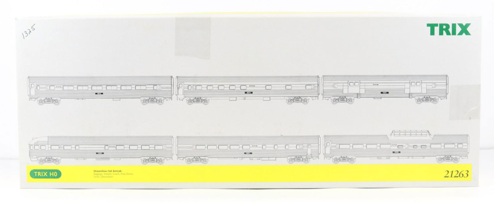 Trix HO Trains Amtrak Streamliner Set (1 of 6)