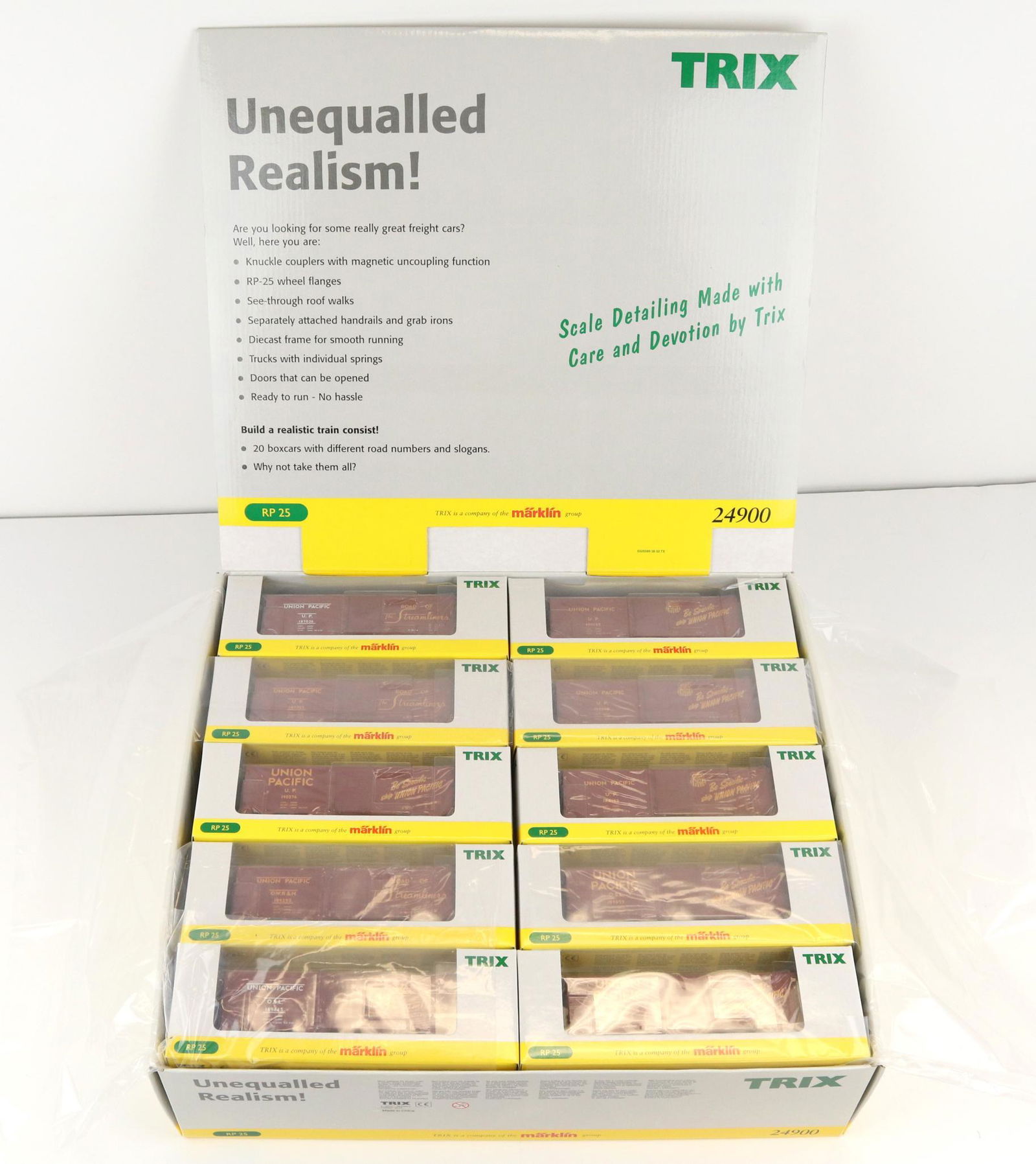 Trix HO Trains Car Set (1 of 4)