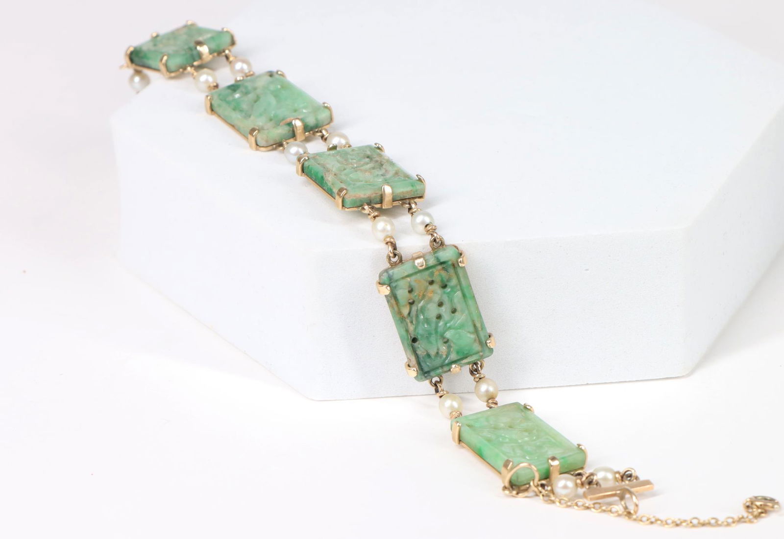 14KY Gold Jade and Pearl Bracelet (1 of 3)