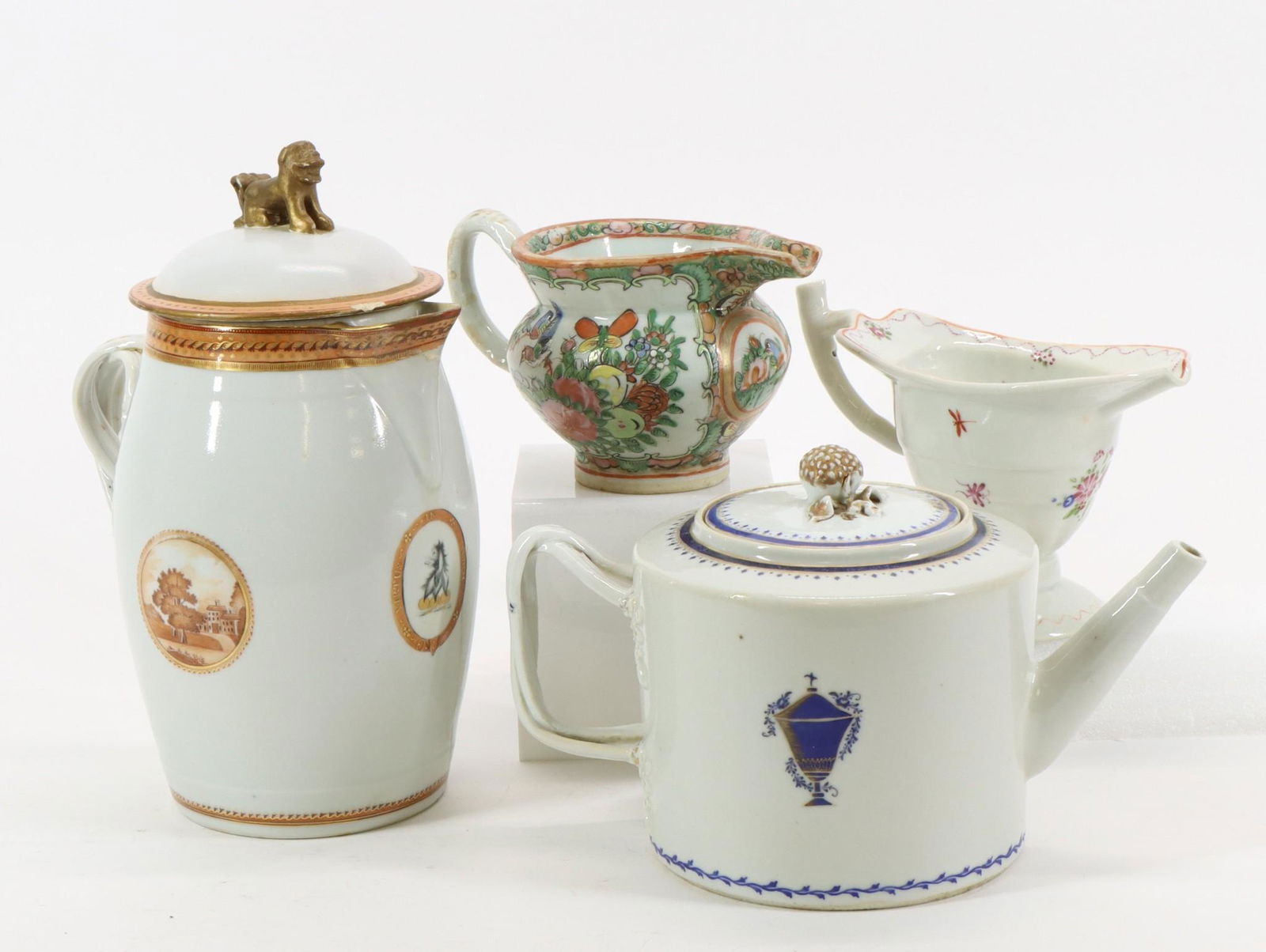 Chinese Export Porcelain Wares (1 of 17)