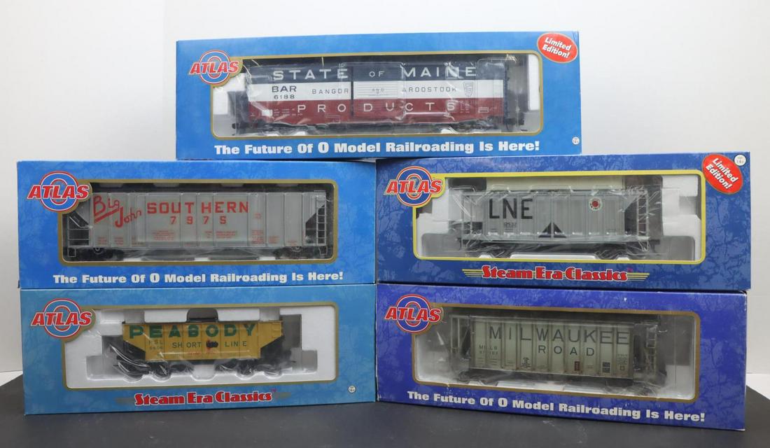 Atlas Train Cars (1 of 16)