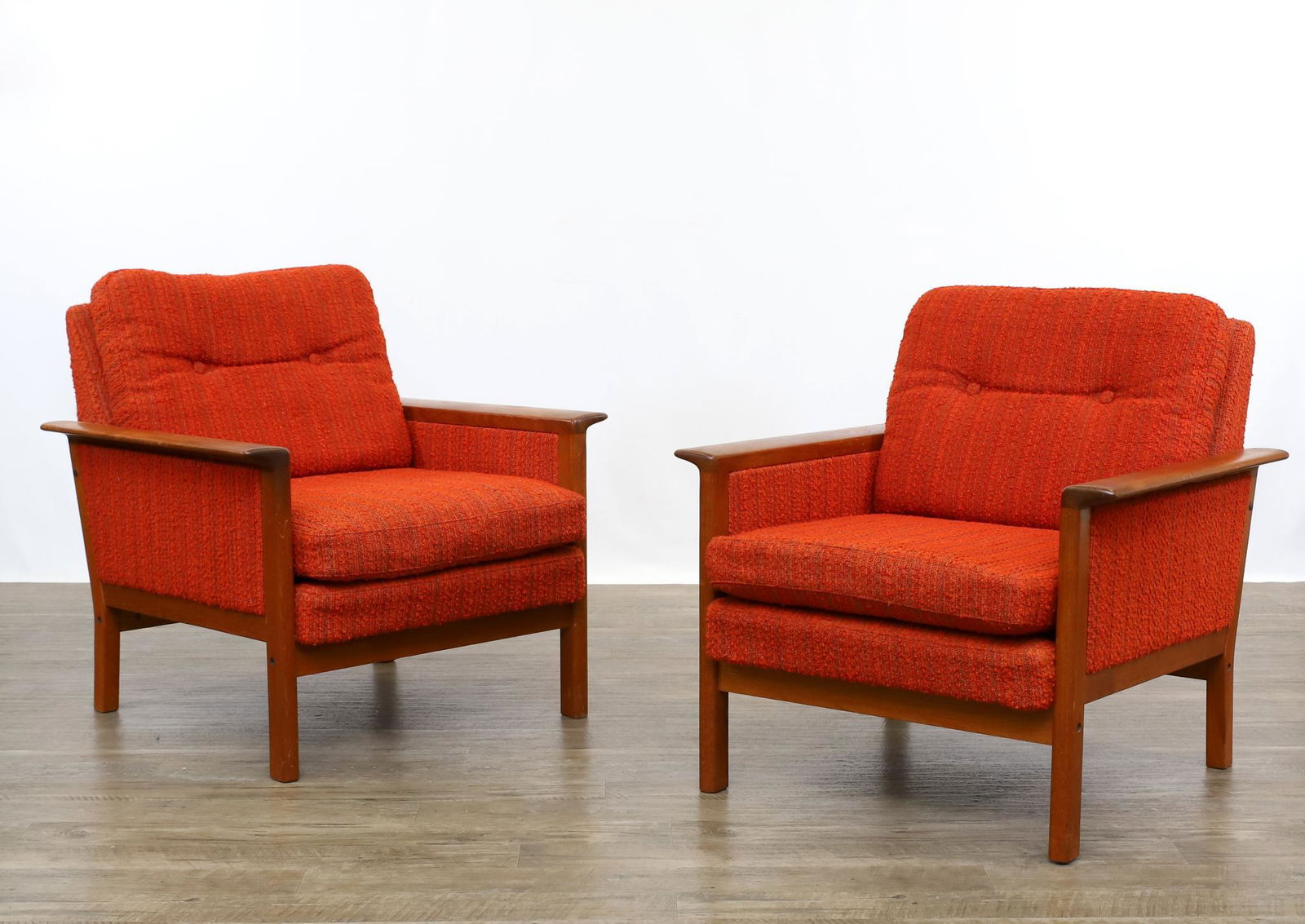 Westnofa Scandinavian Lounge Chairs (1 of 12)