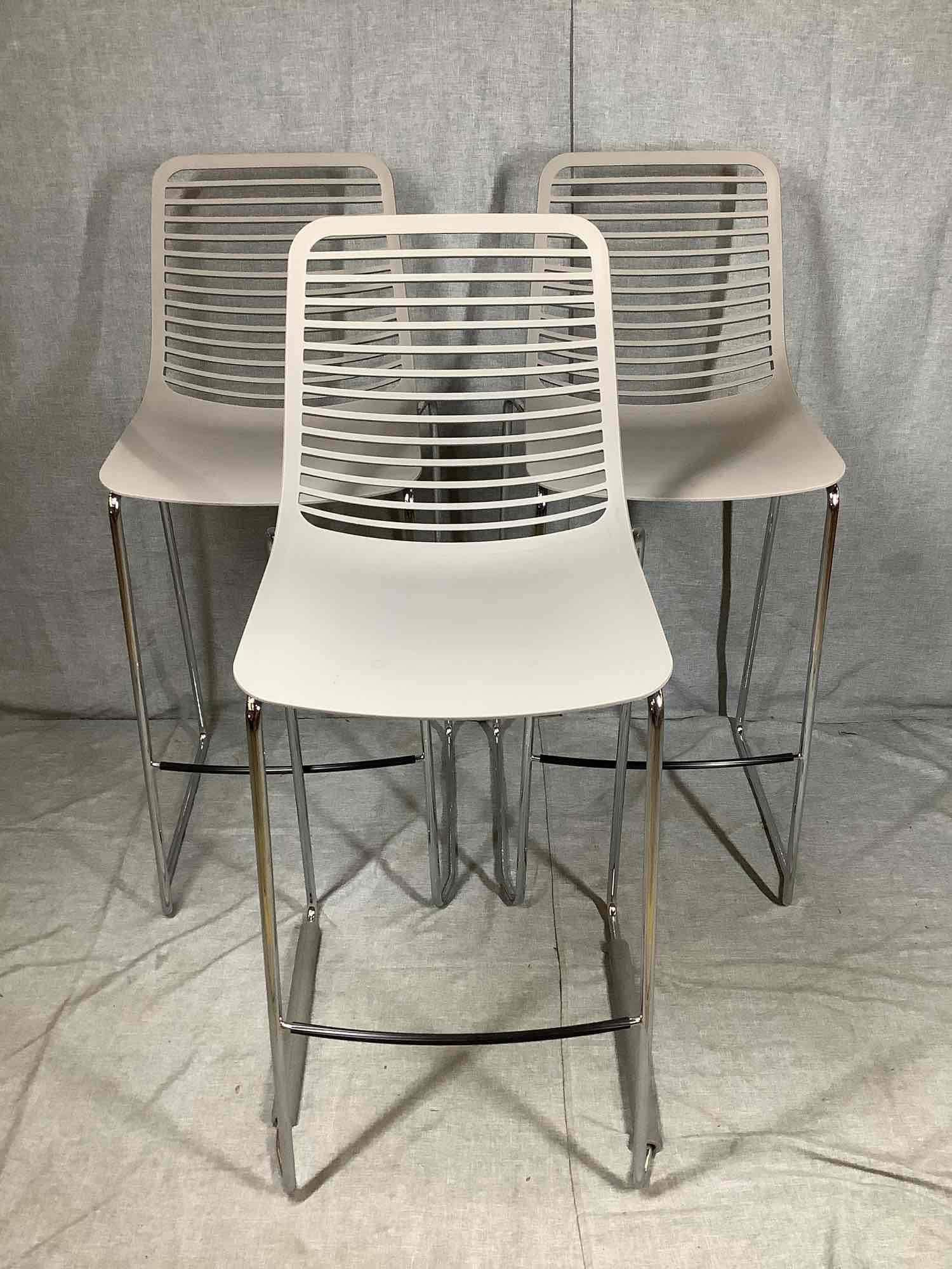 Parri Counter Stools (1 of 6)