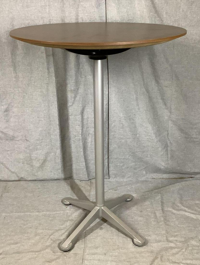 Knoll Table (1 of 4)