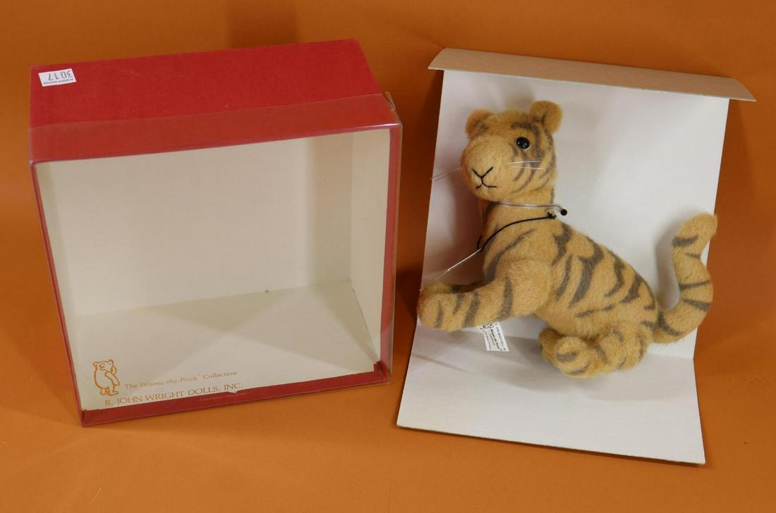 R. JOHN WRIGHT.: The Winnie-The-Pooh Collection. MIB 7 1/2" "Tigger". 276/1000. Condition: loss on corner of clear top.