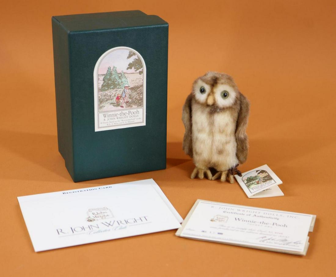 R. JOHN WRIGHT.: The Winnie-The-Pooh Collection. MIB 4" "Pocket Owl". 0725/3500.