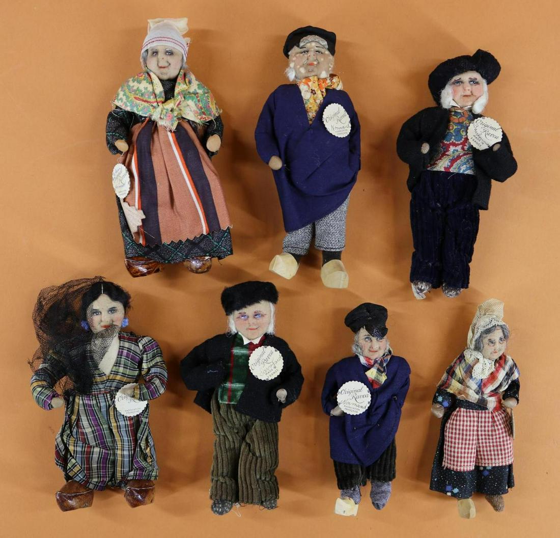 RAVCA/TYPE. (1 of 15)