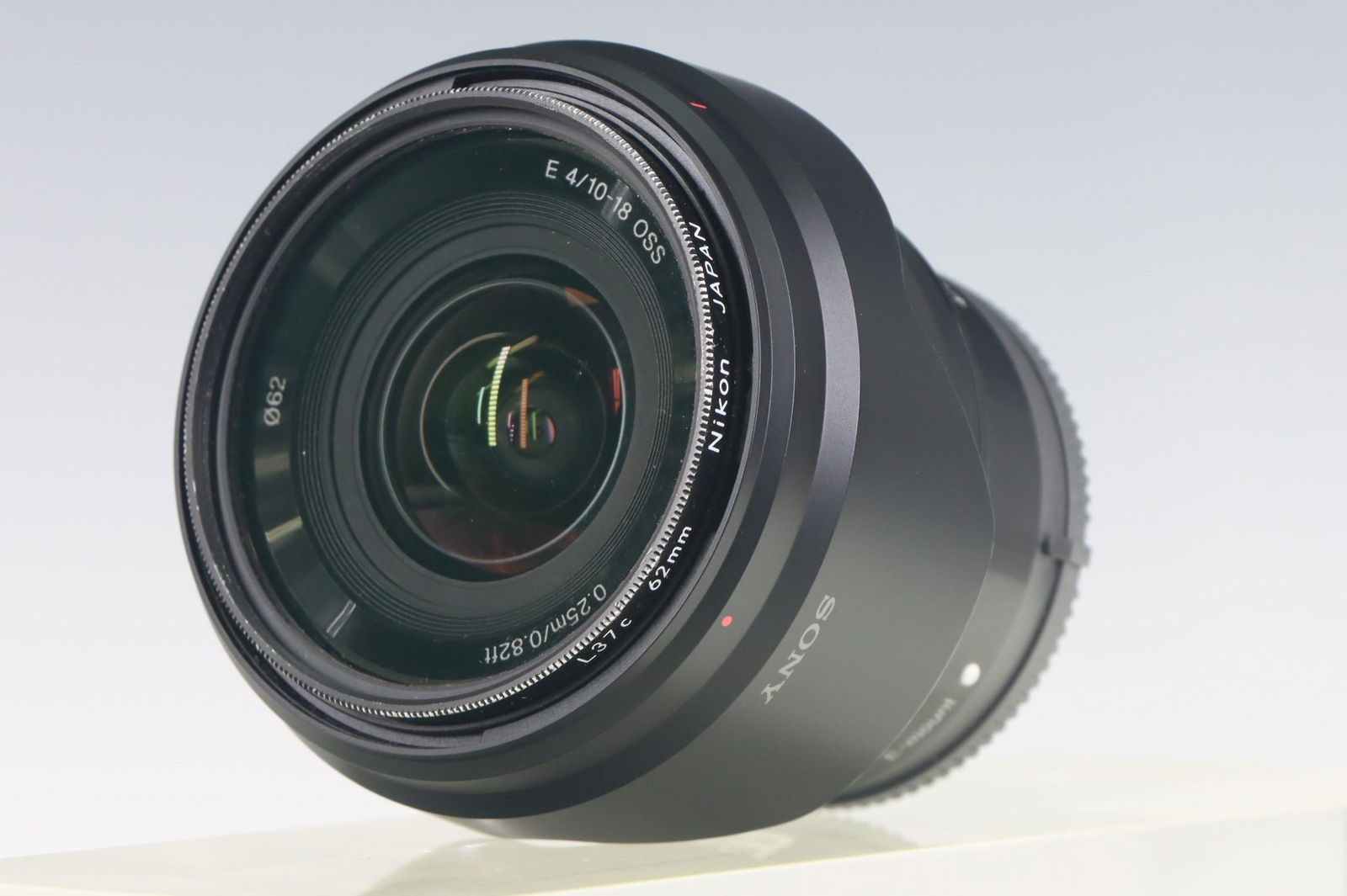 Sony SEL1018 E Mount - APS-C 10-18mm F4.0 Wide Angle Zoom Lens (1 of 9)