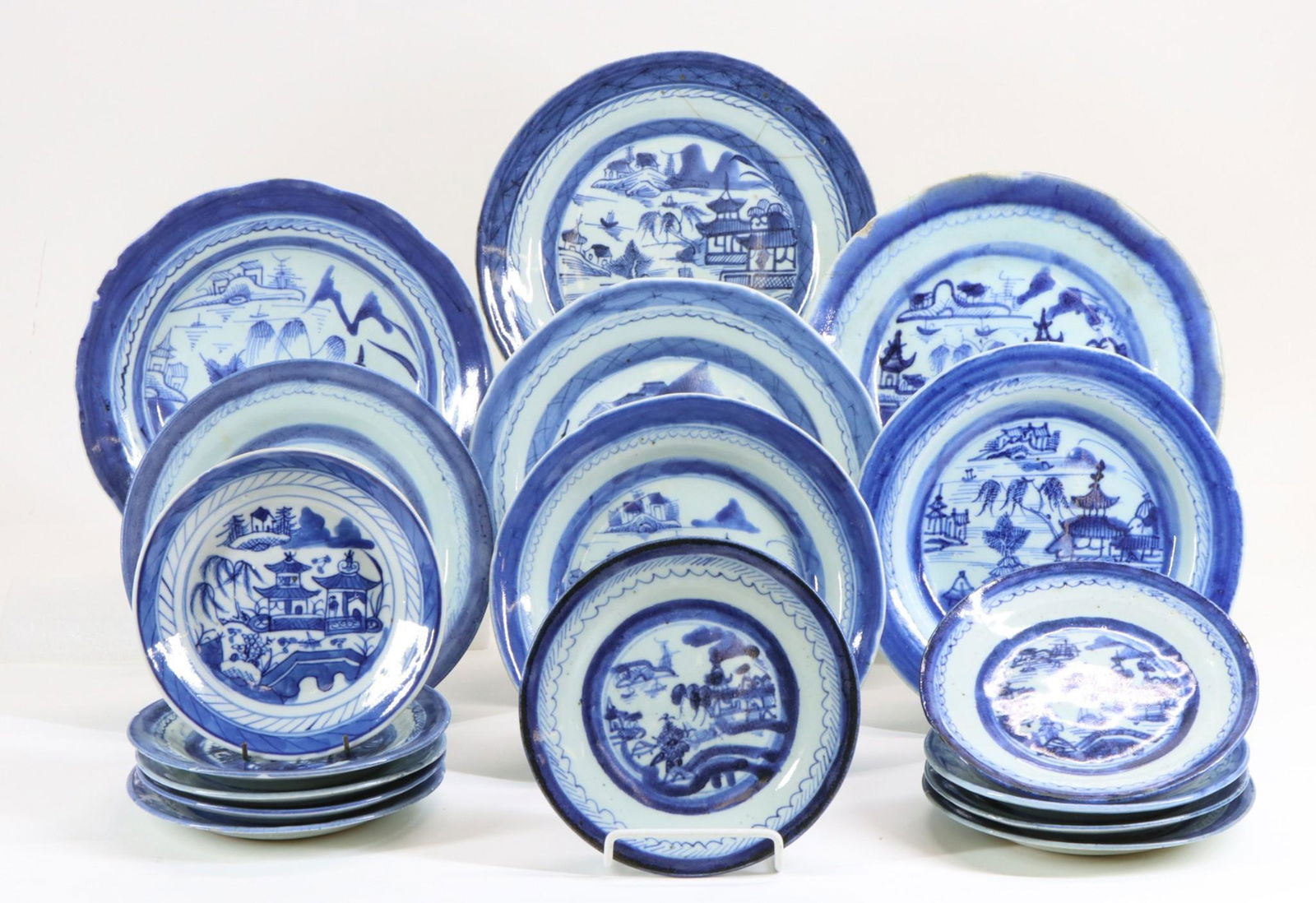 Canton Ware Porcelain (1 of 8)