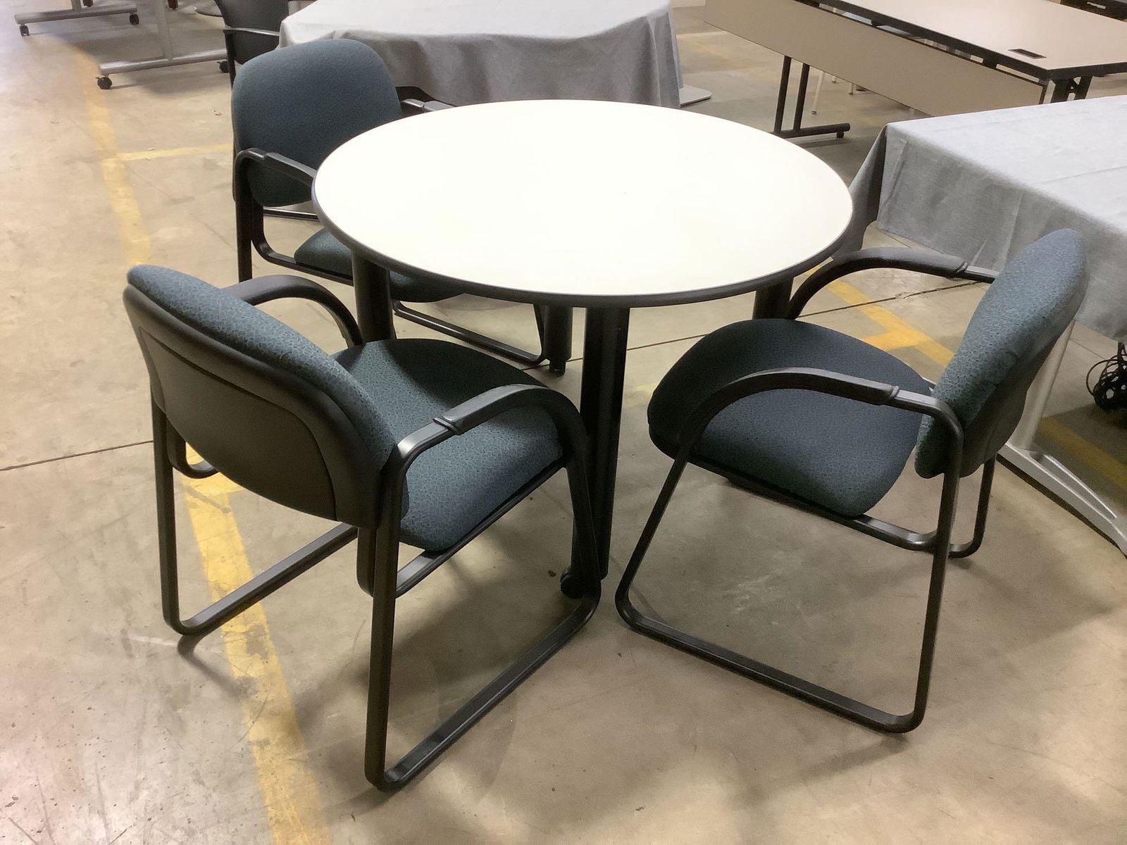 Table and Chairs: Round Table, on wheels, 22" diameter x 32"h, and Hon Solutions 6000 series Chairs (3), sled base, 42"w x 29"h. This item is not available for shipping. Pick-up is in Malvern, PA on Tuesday, November 1