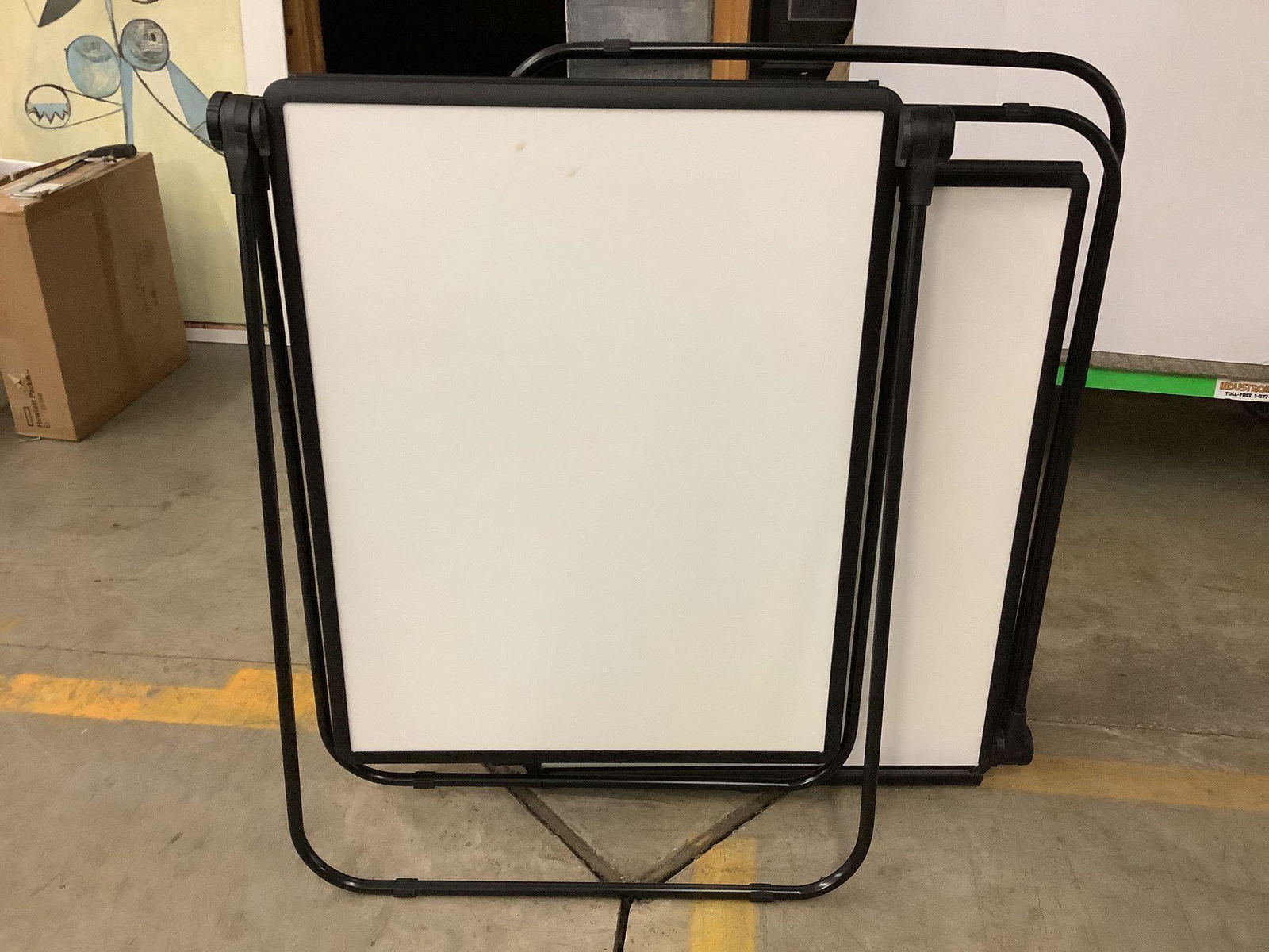 Quartet Folding White Board (1 of 12)