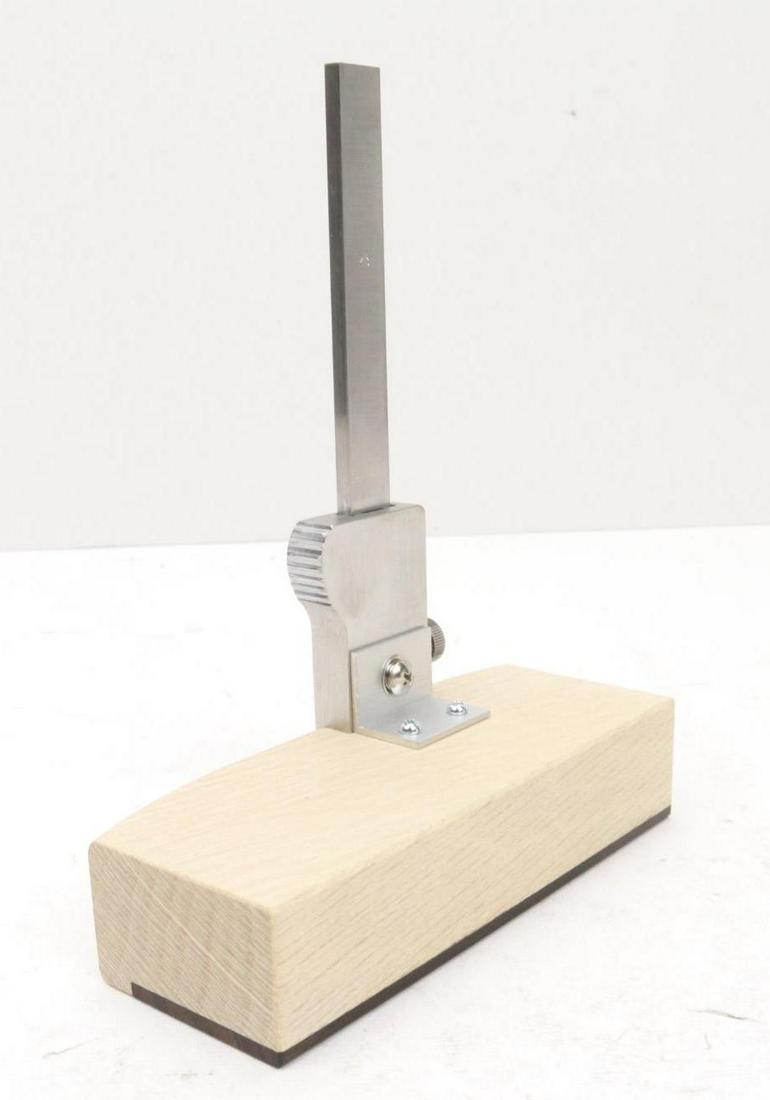 Japanese Marking Gauge: Japanese marking gauge, polished wood and brass, some wear.